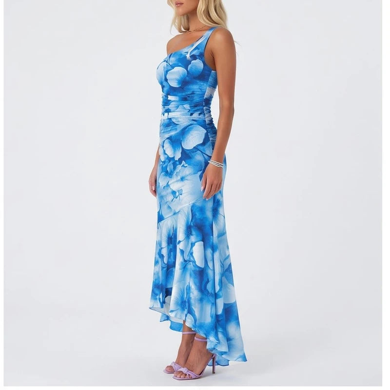 Model wearing Blue dress in a studio - 2