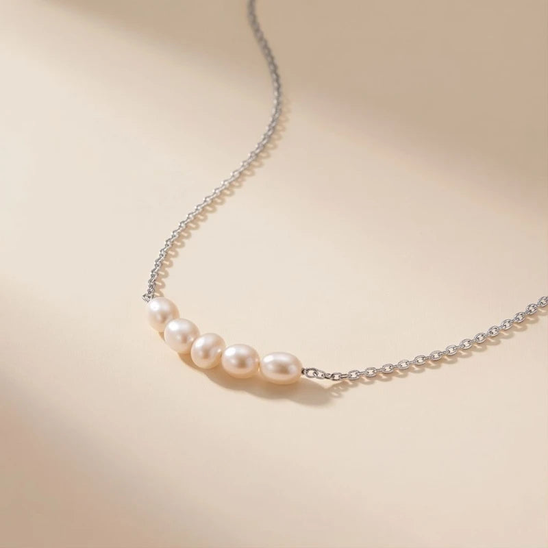 Silver Aurea Pearl Necklace product photo